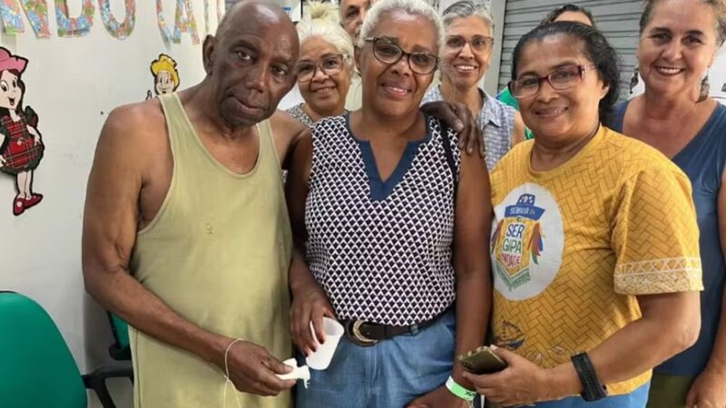Turista de 75 anos é localizado após desaparecer na Orla de Aracaju