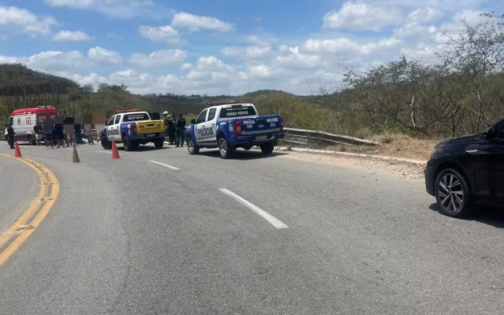 Motorista morre após perder controle do veículo em rodovia de Canindé do São Francisco