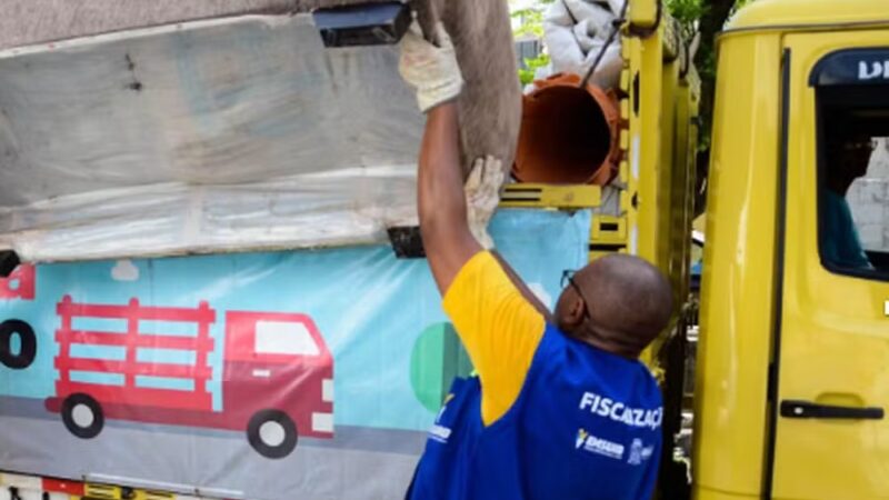 Saiba quais bairros de Aracaju recebem serviço gratuito de coleta de material sem serventia nesta semana