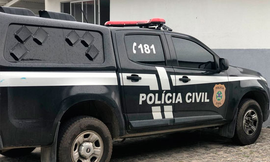 Casal é preso após usar a filha para transportar entorpecentes