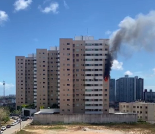 Incêndio é registrado em apartamento da Zona Sul de Aracaju