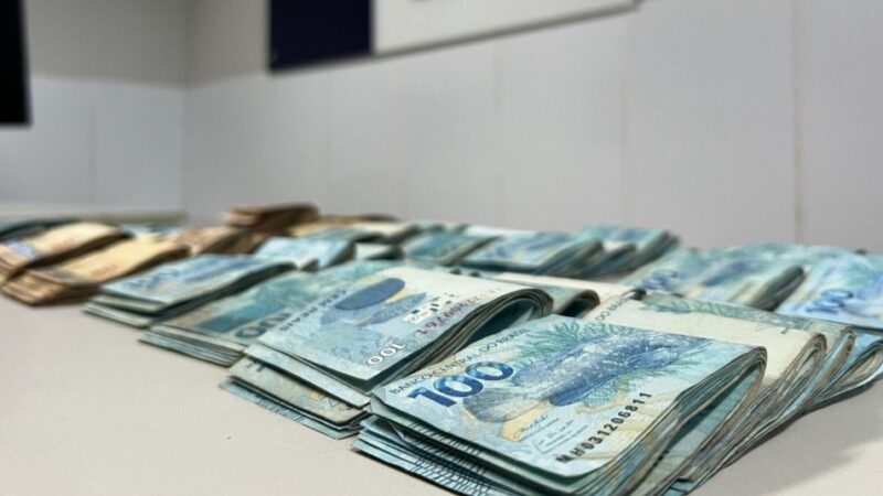 Homens são presos em Sergipe com R$ 67 mil e ferramentas que podem ser utilizadas para arrombamentos