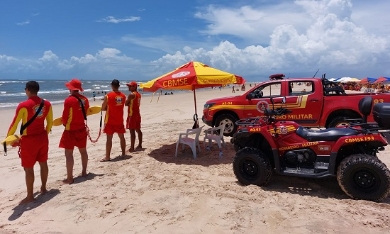 Corpo de Bombeiros inicia Operação Tiradentes nas praias de Sergipe
