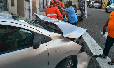 Colisão entre três veículos deixa seis pessoas feridas em Aracaju