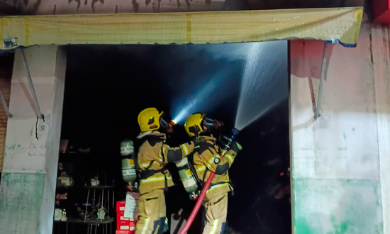 Incêndio atinge loja comercial em Nossa Senhora da Glória