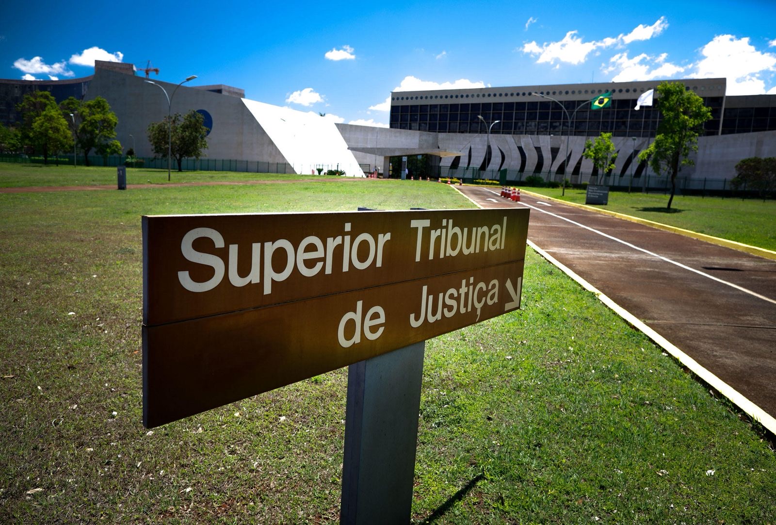 STJ nega pedido de Valmir para tentar barrar avanço de investigação sobre suposto esquema milionário de corrupção