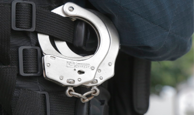 Investigado por furto e estelionato contra feirante é preso em Aracaju
