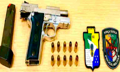 Polícia apreende arma de fogo e munições em Canindé de São Francisco