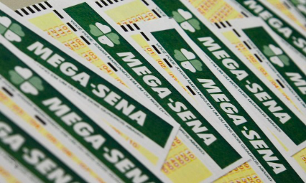 Mega-Sena acumula e prêmio principal vai para R$ 16 milhões