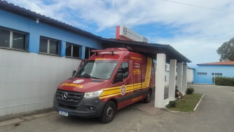 Criança de 2 anos é socorrida após afogamento na Barra dos Coqueiros