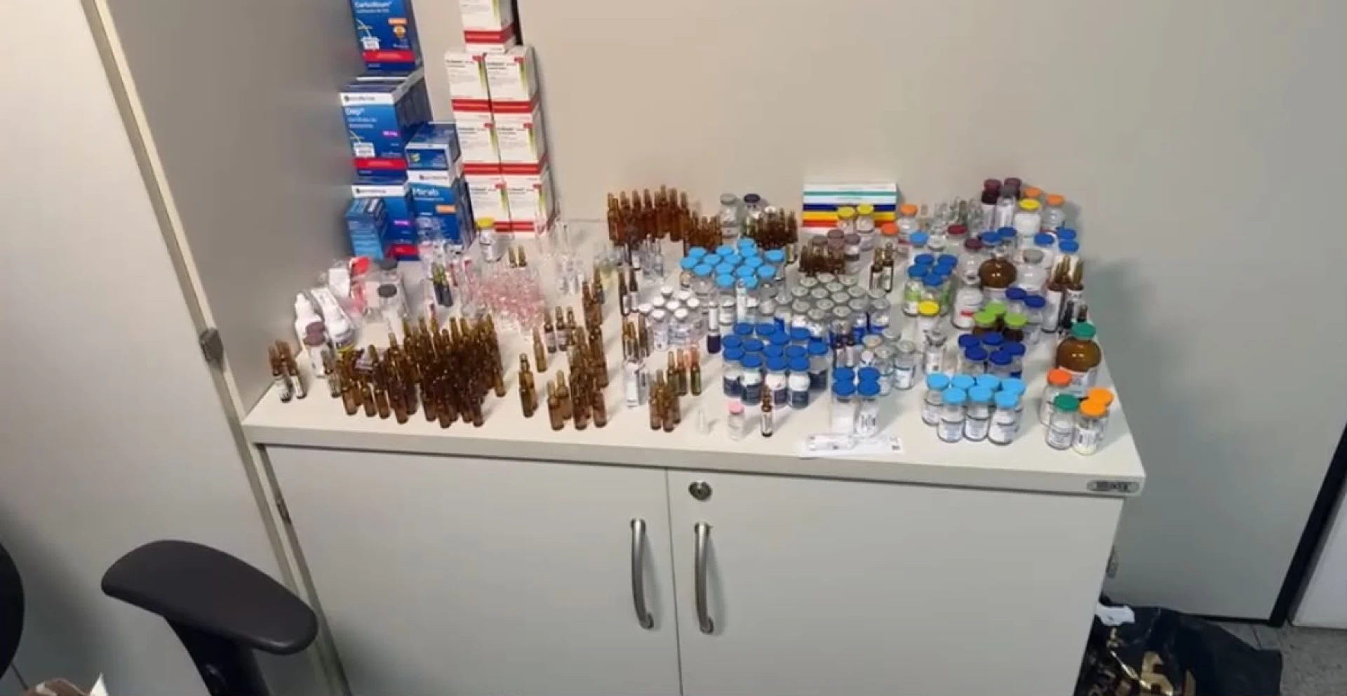 Polícia Civil prende técnica de enfermagem suspeita de desviar medicamentos do Hospital de Itabaiana