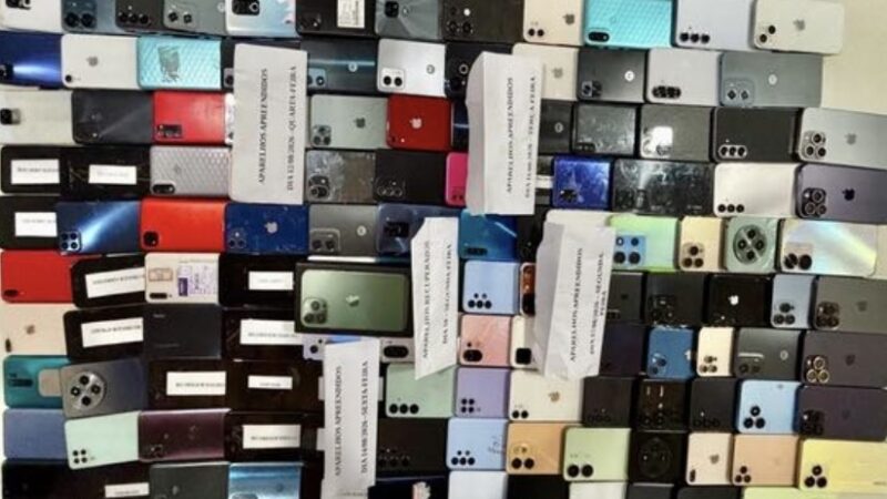 Cerca de 700 celulares recuperados serão devolvidos a partir de terça
