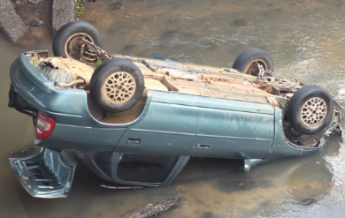 Homem morre após veículo cair de ponte em Itaporanga d’Ajuda