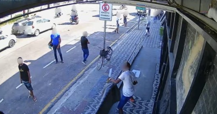 Briga com pedras e facão é registrada na entrada de hospital em Aracaju